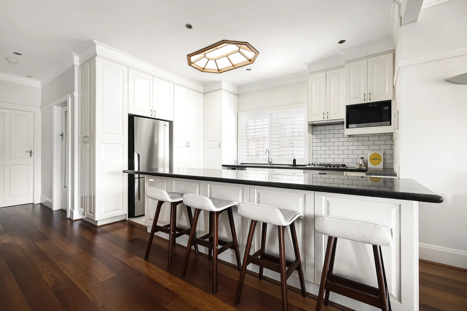 MOUNT STREET, COOGEE