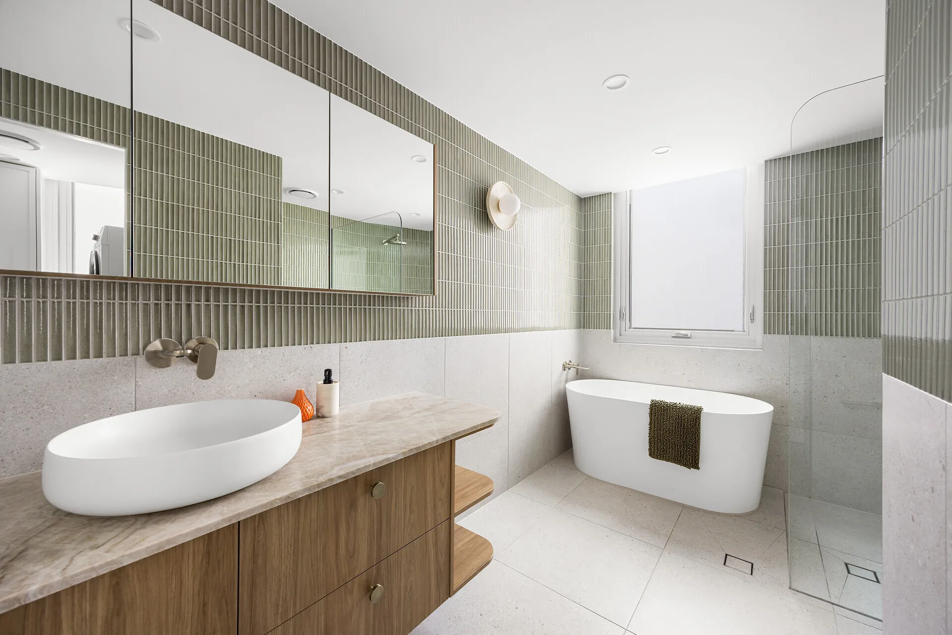 BEACH STREET, COOGEE